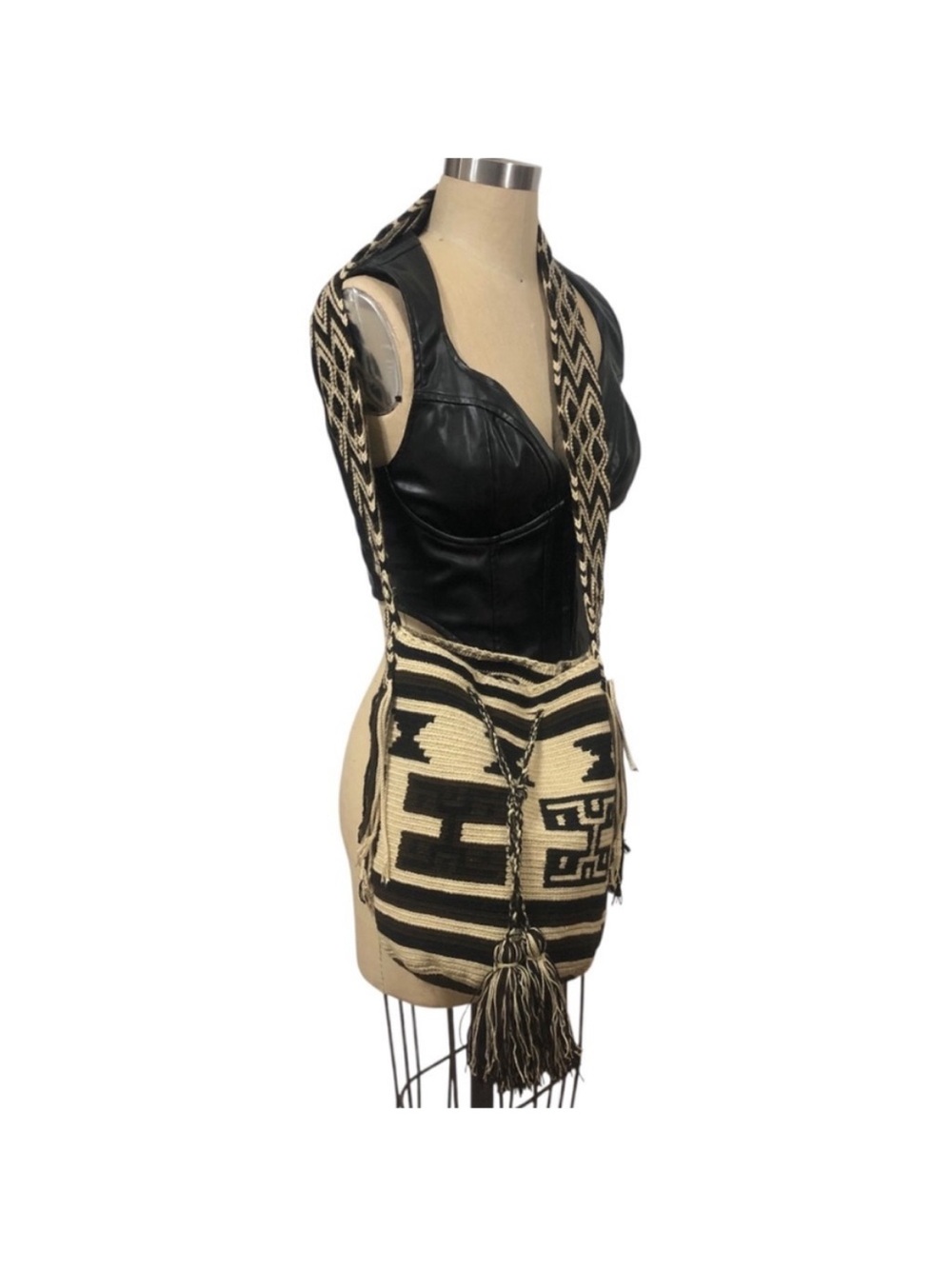 WAYUU Colombian Tribe Black Cream Woven Hobo Bag NWT SARAI WAYUU cross body XL